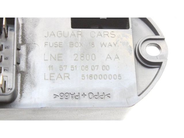 Блок предохранителей LNE2800AA Jaguar XJ X40