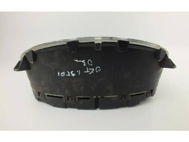 Панель приборов 1U0920811J   Skoda Octavia Mk1 (1U)       