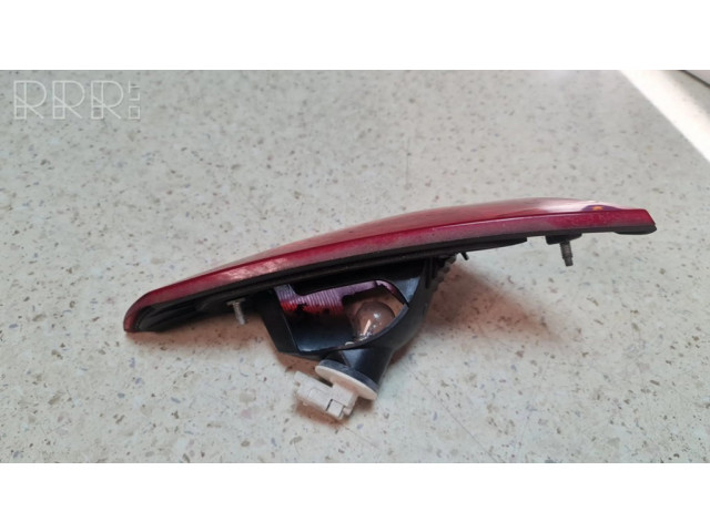 Задний фонарь левый сзади MN105625, E32348 Mitsubishi Colt CZ3 2006-2009 года