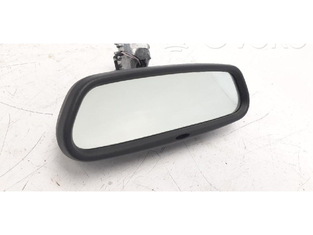 Зеркало заднего вида (в салоне)