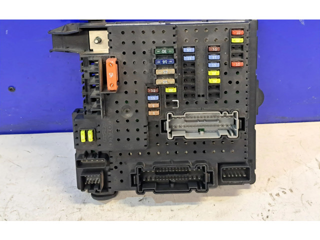 Pojistková skříňka 30728512, 30786646 Volvo XC90 2006