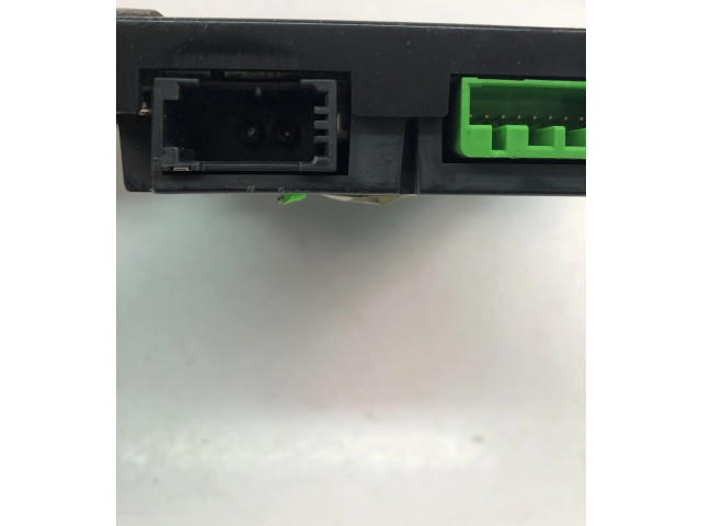 Экран/ дисплей / маленький экран 30797715   Volvo V70