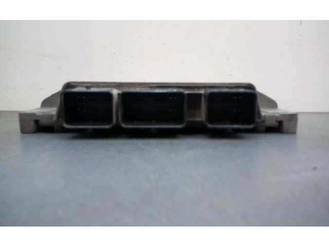 Блок управления двигателя 8200774747 Renault Twingo II