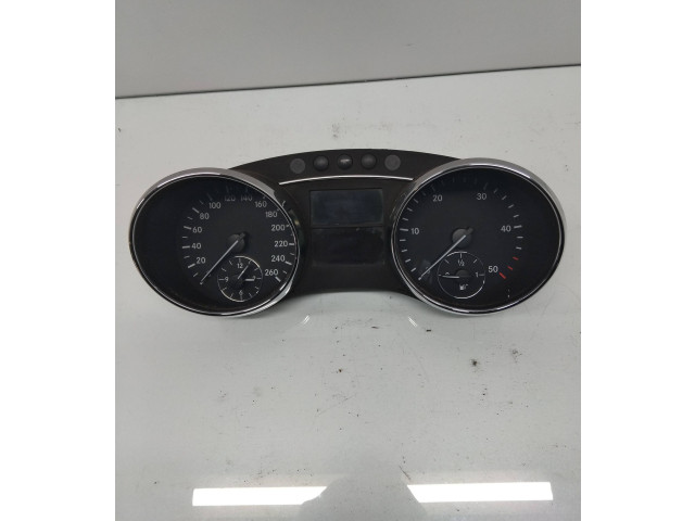 Панель приборов A2515401848, A2515406611   Mercedes-Benz R W251       