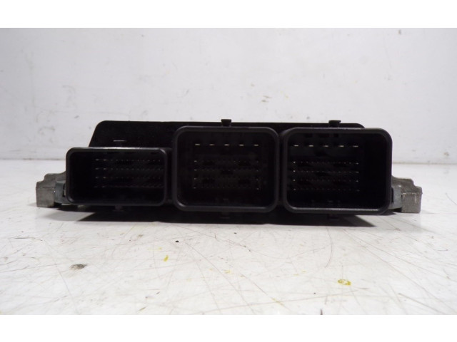 Блок управления двигателя 36001407, 31336000   Volvo C30