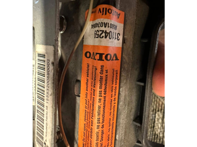 Подушка безопасности водителя 31104259   Volvo V70