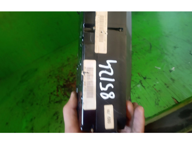 Панель приборов Volkswagen Caddy