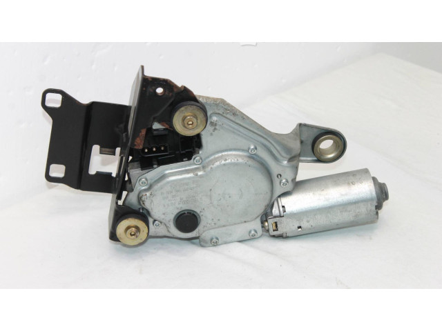 Моторчик заднего дворника 69036679    BMW 3 E46