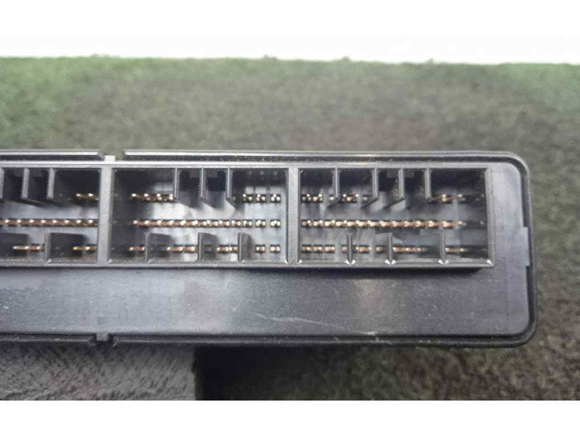 Блок управления 88281SC230   Subaru Forester SH