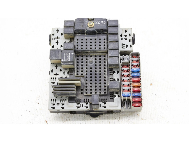 Блок предохранителей 9401802 Volvo XC90