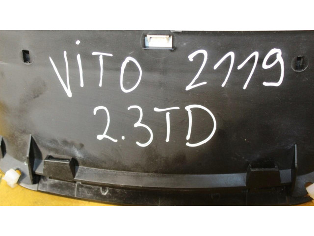 Přístrojová deska Mercedes-Benz Vito Viano W638 2000