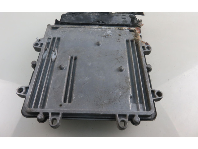 Блок управления двигателя A6391500679, 0281011841   Mitsubishi Colt    