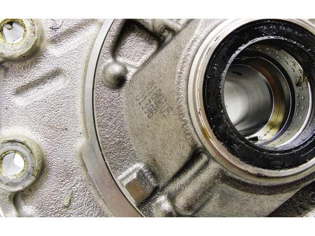 Масляный насос 8B10 18721A ML0N19 Nissan Skyline