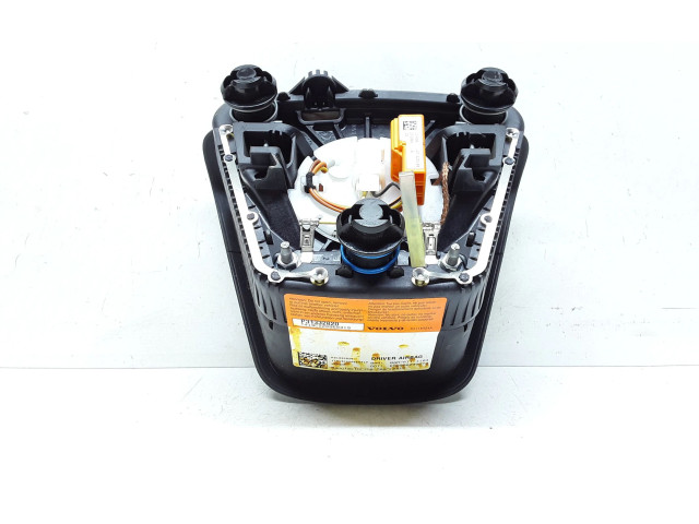 Подушка безопасности водителя P31332820, P31332820 Volvo V70