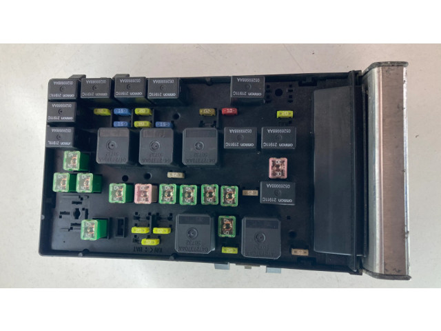 Pojistková skříňka 05144579AC Chrysler Voyager 2006