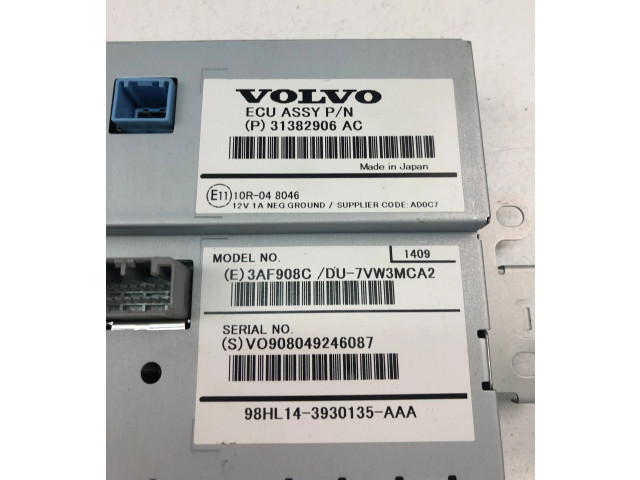 Дисплей    31382906AC   Volvo V70