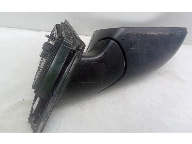 Zpětné zrcátko pravé Hyundai i30 2017  E13049723  