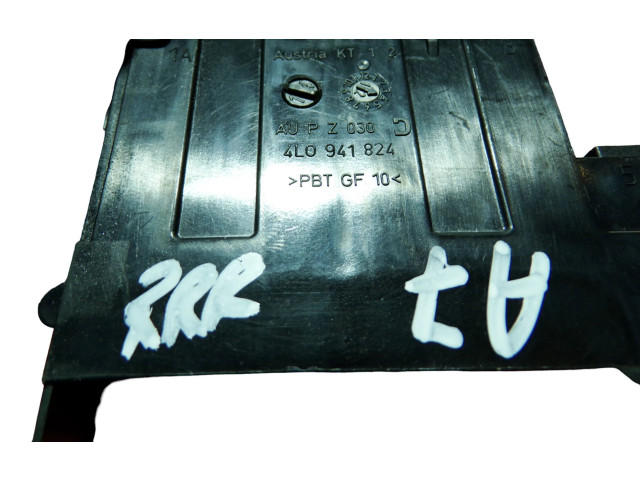 Блок предохранителей    Audi A3 S3 8L    