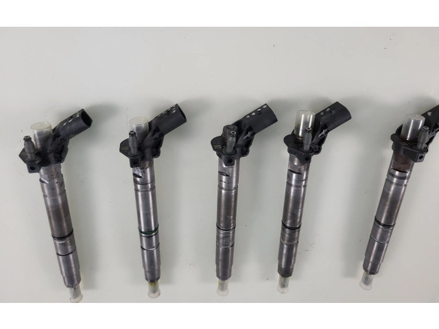 Vstřikovač 059130277CH   Audi A8 S8 D4 4H     