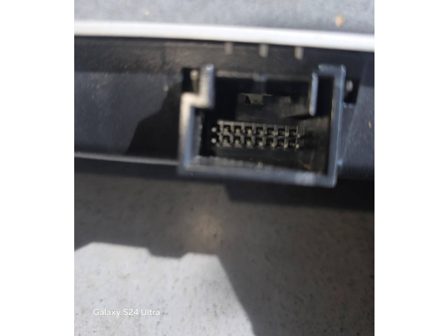 Дисплей    7L6919044J, SW0538   Volkswagen Transporter - Caravelle T5