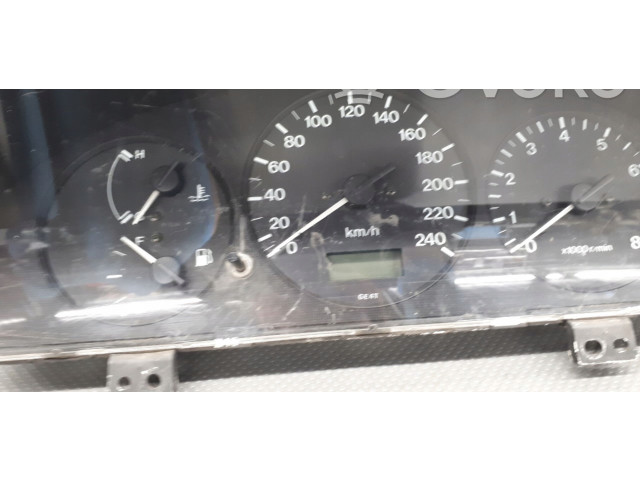 Панель приборов FDGE6VD Mazda 626