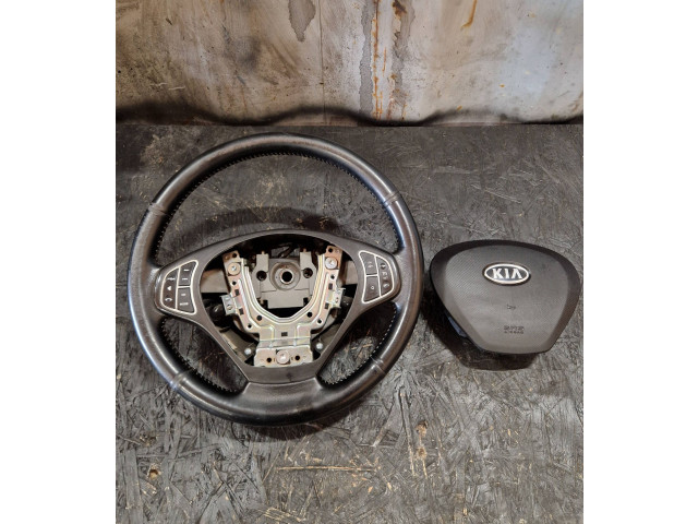 Руль KIA Ceed 2006 - 2012 года 561401H000