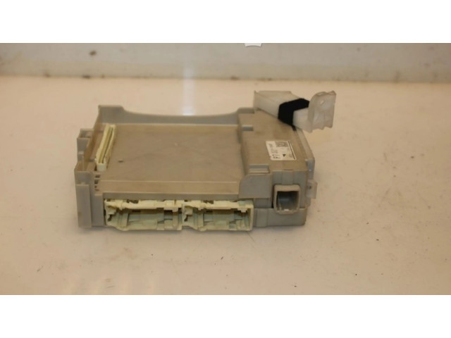 Pojistková skříňka Lexus CT 200H 2015