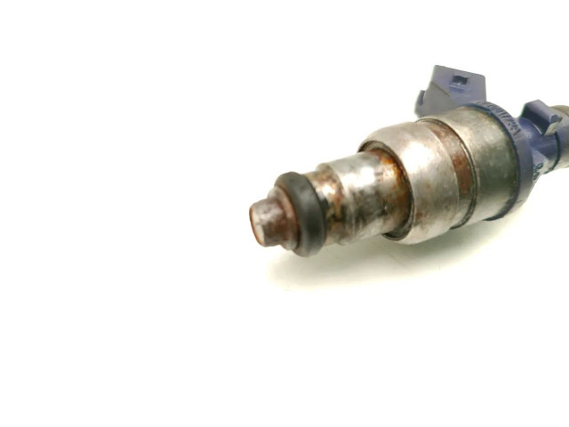 Vstřikovač PF100172PA   Bentley Arnage    L410M1T5 