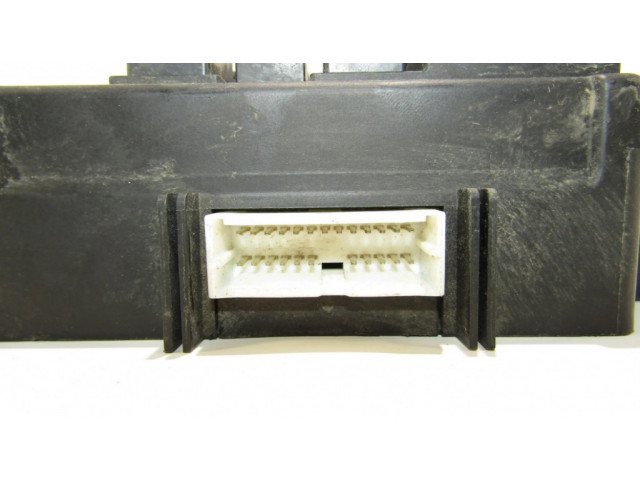 Блок предохранителей 8637a318   Citroen C-Crosser    