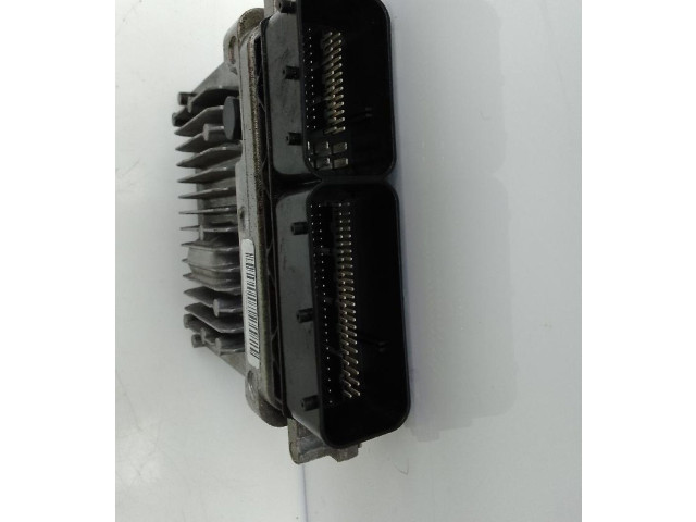 Řídící jednotka A6519009702   Mercedes-Benz GLA W156 2013