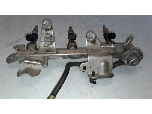 Vstřikovací lišta 175201470R Dacia Logan II pro benzínový motor 0.9 H4B 400