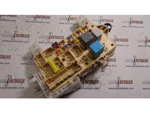 Блок предохранителей 892210F010   Toyota Corolla Verso AR10    
