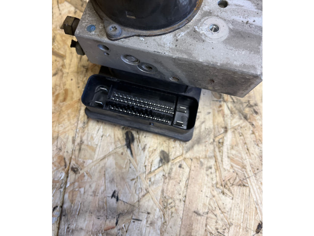 Блок АБС 30714956, 10092504113   Volvo  V70  2005 - 2008 года