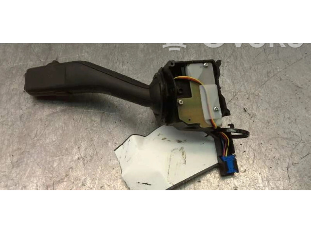 Ручка стеклоочистителей 1K0953519A Volkswagen Golf SportWagen