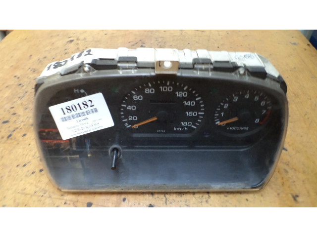 Панель приборов Daihatsu Move L600