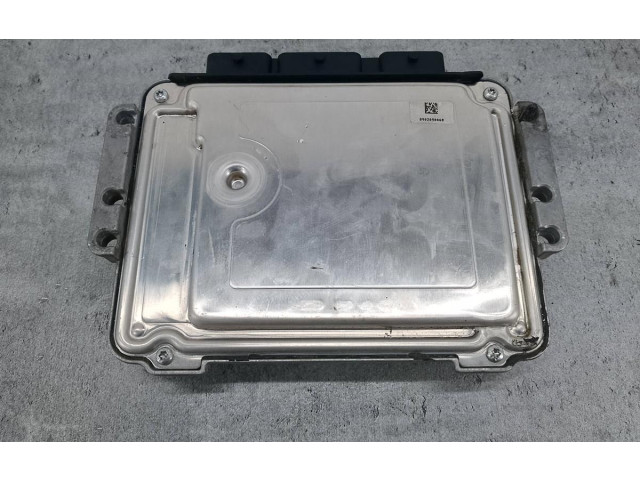 Блок управления двигателем Блок управления 31211076   Volvo V50