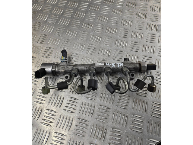 Топливная рампа 04L089G   Volkswagen PASSAT B8  