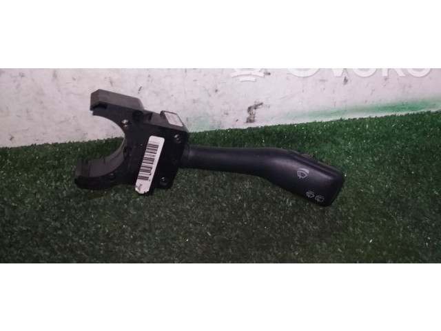 Включатель скорости стеклоочистителей 4B0953503F, R02   Audi A3 S3 8L