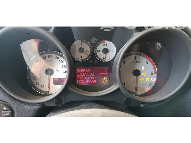Панель приборов 156050197   Alfa Romeo GT       