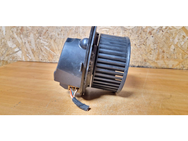 Вентилятор печки 1k1820015 Skoda Octavia Mk2 (1Z)