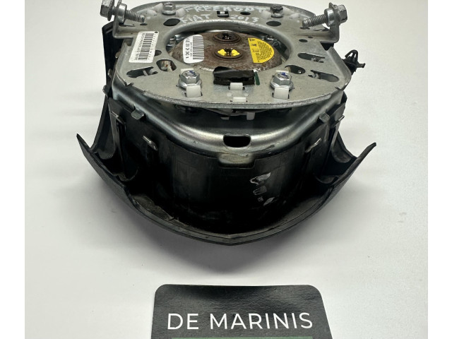 Подушка безопасности водителя Fiat Freemont