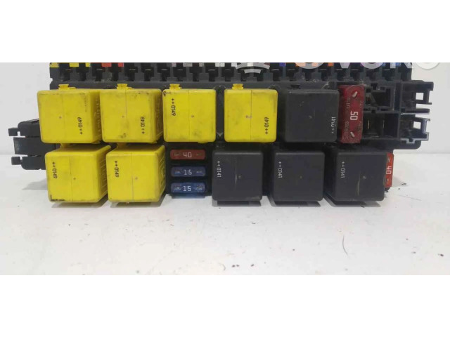 Pojistková skříňka A0295450432 Mercede-Benz S W220