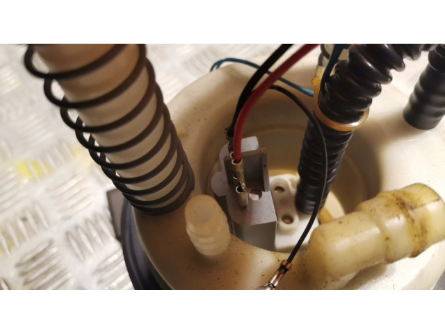 Насос топлива (в топливном баке)