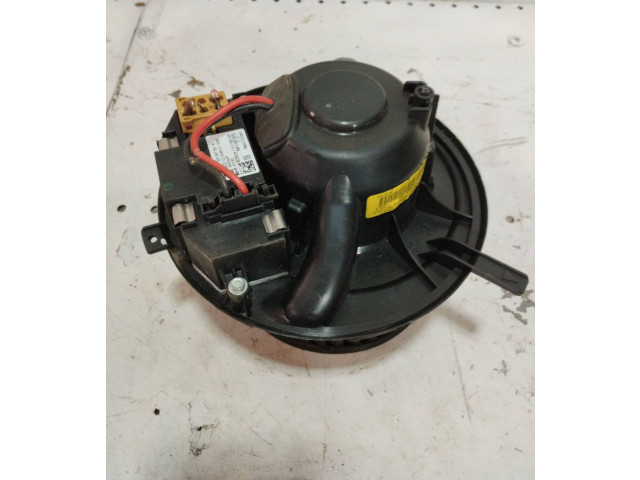 Вентилятор печки 1K1820015F, F995748Q Skoda Octavia Mk2 (1Z)