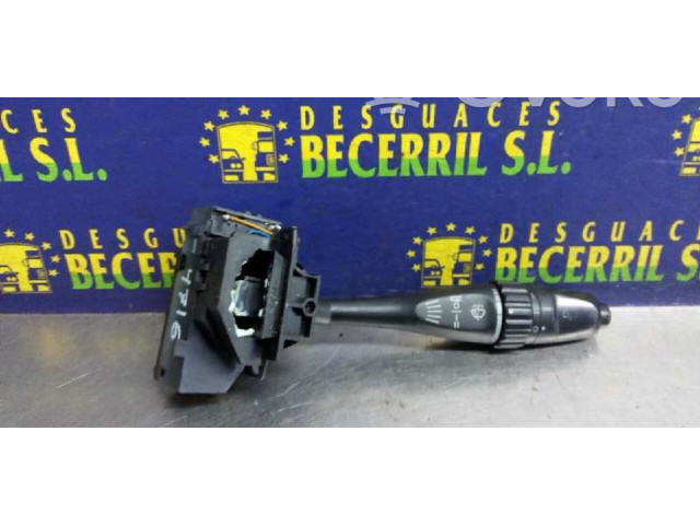 Ручка стеклоочистителей Mitsubishi Space Wagon