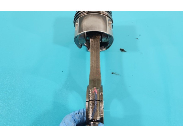 Píst IMPRK1390490 Volkswagen PASSAT B5.5