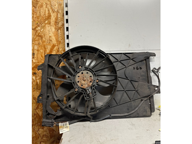 Вентилятор радиатора     52401025    Opel Meriva A 