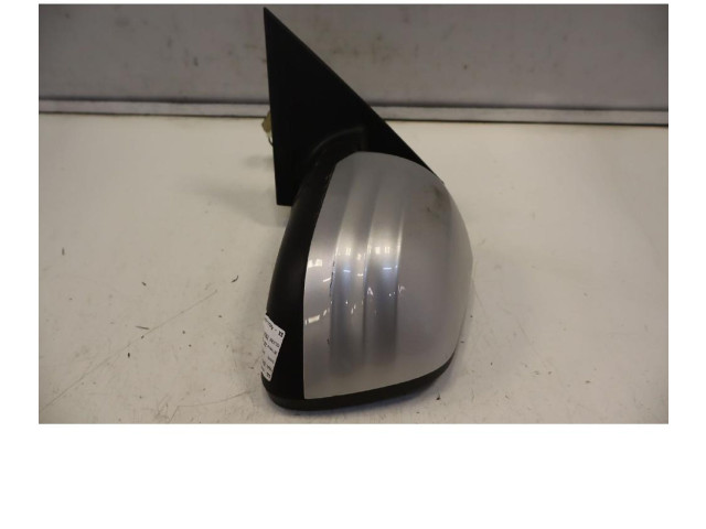 Зеркало электрическое        Mahindra KUV100  2016 -  года   