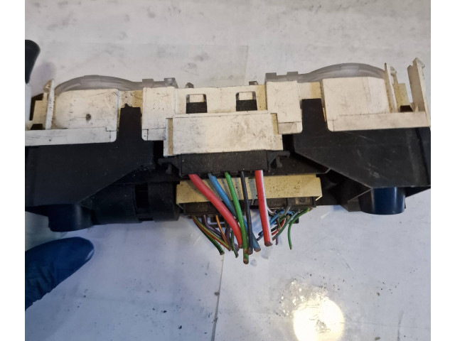 Блок управления климат-контролем Skoda Fabia Mk1 (6Y)