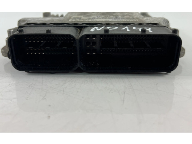 Блок управления двигателем Блок управления 03L907309AE, 0281017946   Volkswagen PASSAT B7